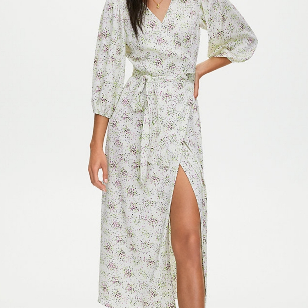 Aritzia Little Moon Vesper Dress